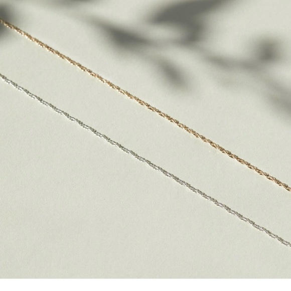 Catbird Sweet Nothing 14k gold choker 12” with extender. Like new. - Picture 3 of 9